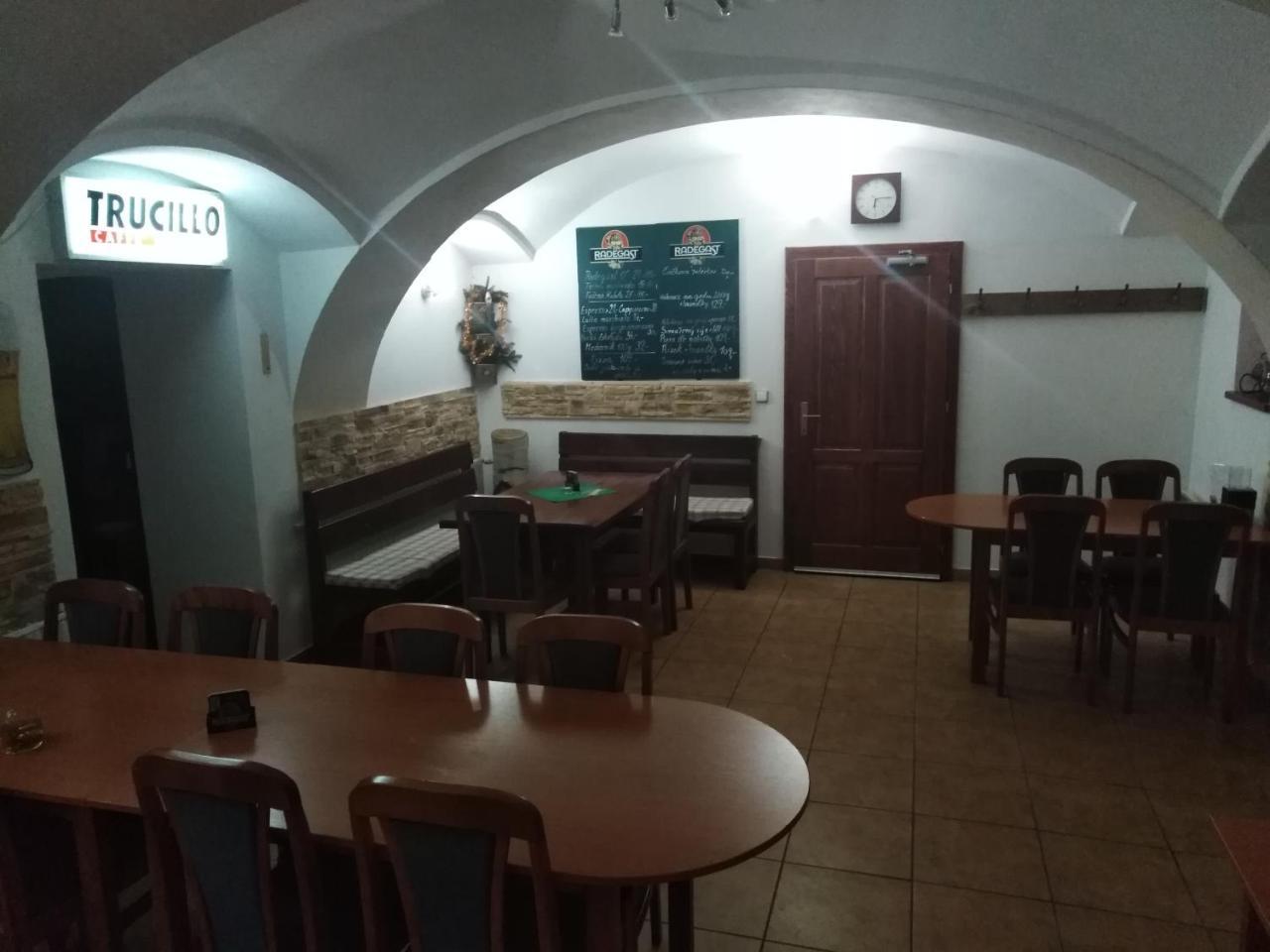 Penzion U Dvojice Nove Mesto na Morave Exteriör bild